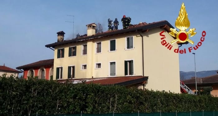 ORSAGO: INCENDIO AL TETTO, DANNI A UNA PALAZZINA