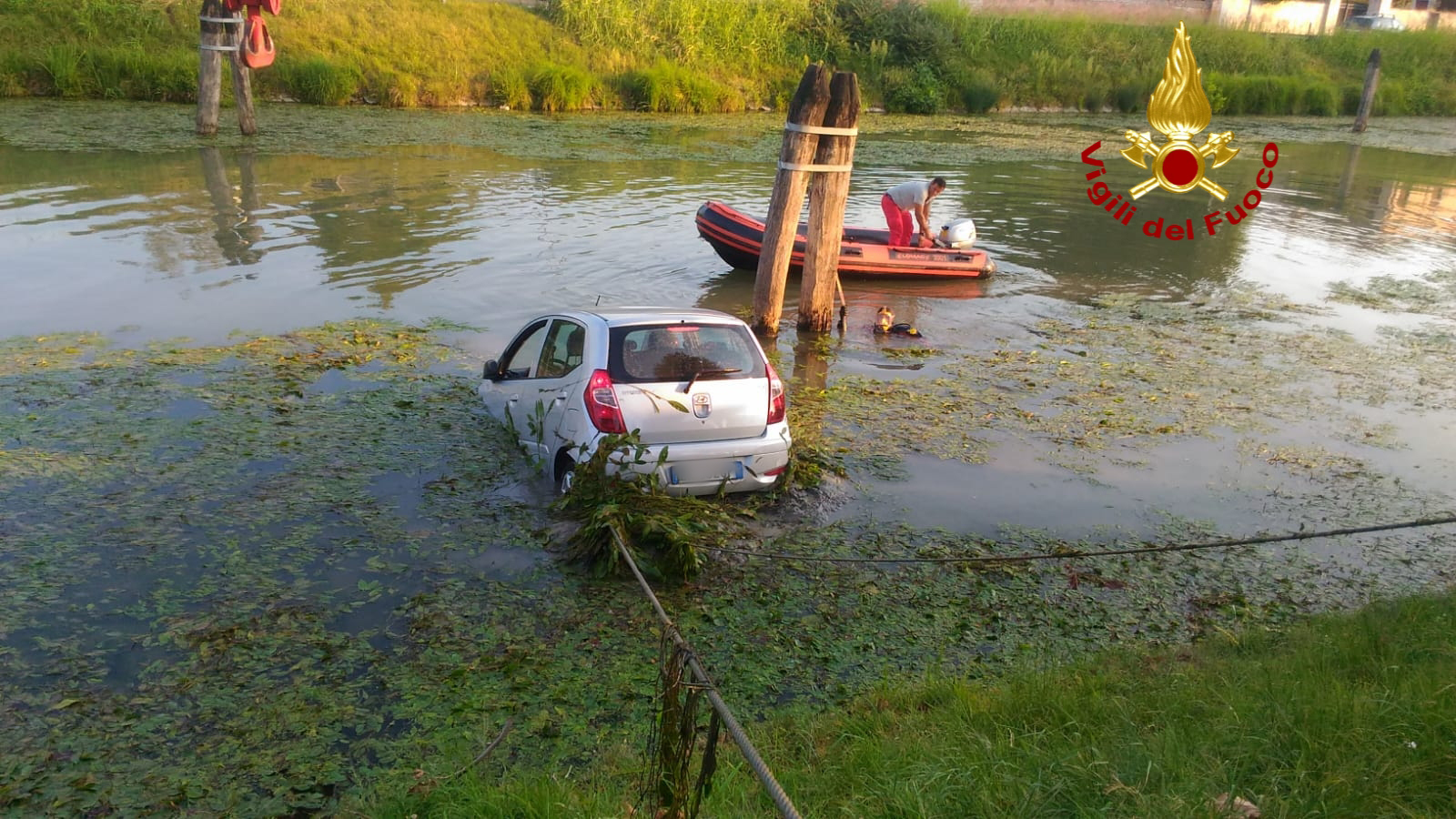 MIRA (VE): AUTO FINISCE NEL BRENTA, MUORE UN ANZIANO