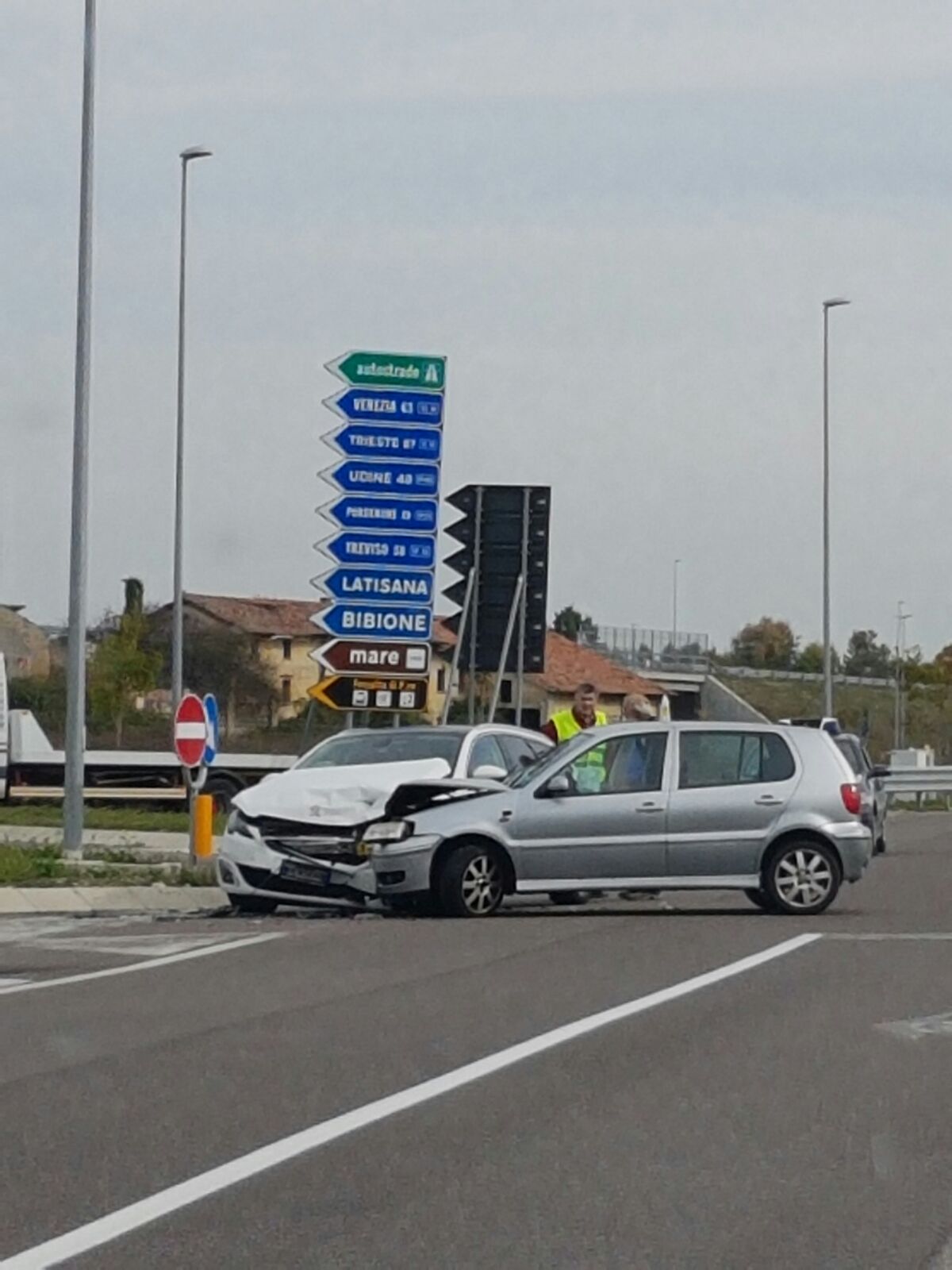 INCIDENTE ALL'IMBOCCO DELLA TANGENZIALE DI PORTOGRUARO IN LOC. STIAGO